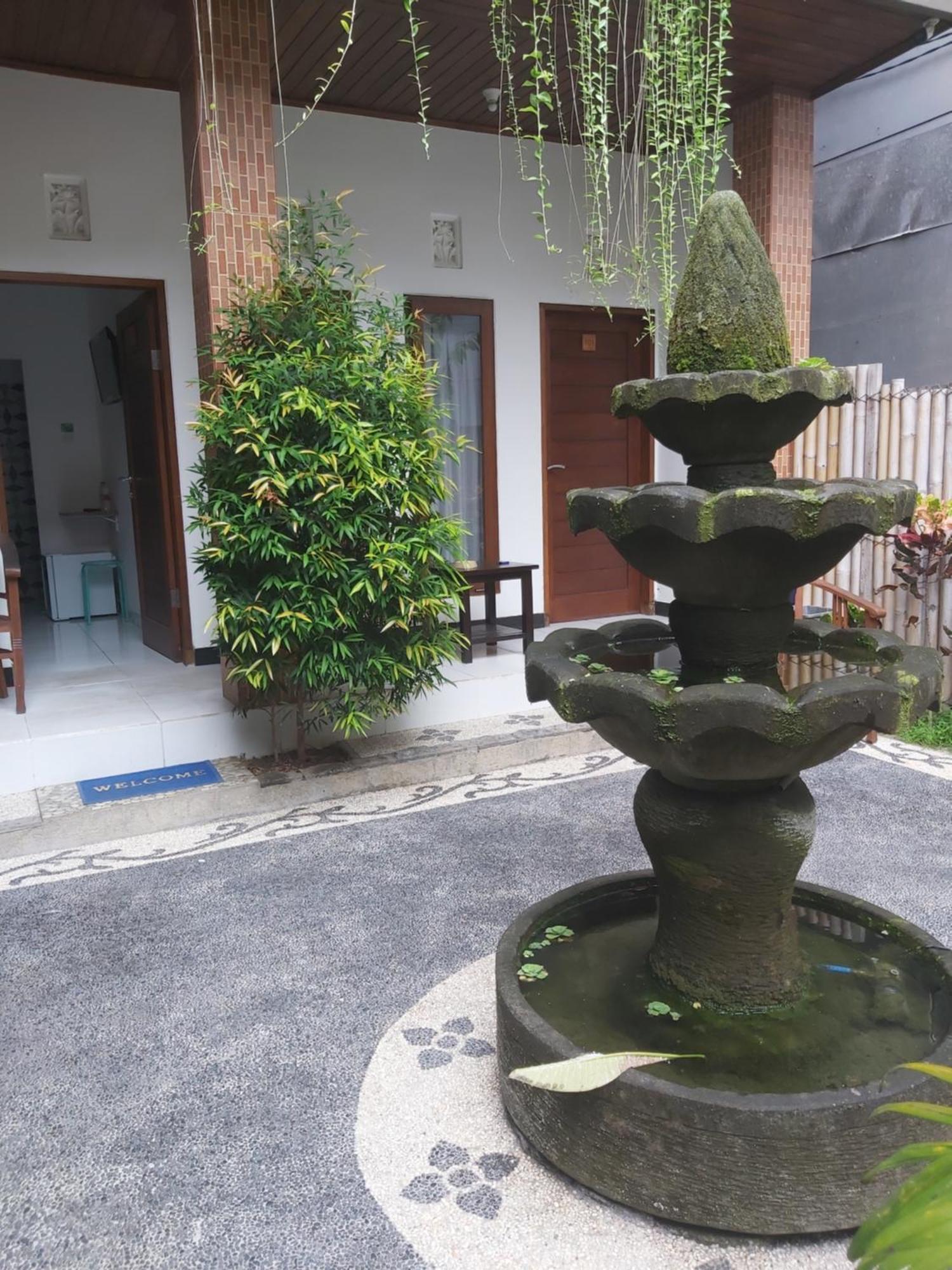 Hotel Genta House Kuta Lombok Exterior foto